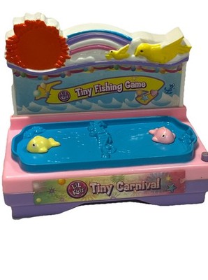 Vintage 2003 Lil Kidz Tiny Fishing Game Toy Century Fish Moves Tested & Working