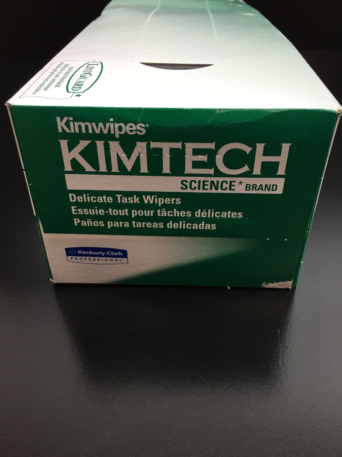 Kimtech REF 34256 White 1-Ply Kimwipes Delicate Task Science Wipers 140/Box