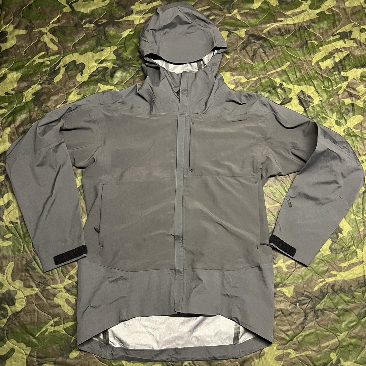 Patagonia MARS Lost Arrow Mixed Range Jacket Medium M MAS gray PCU 