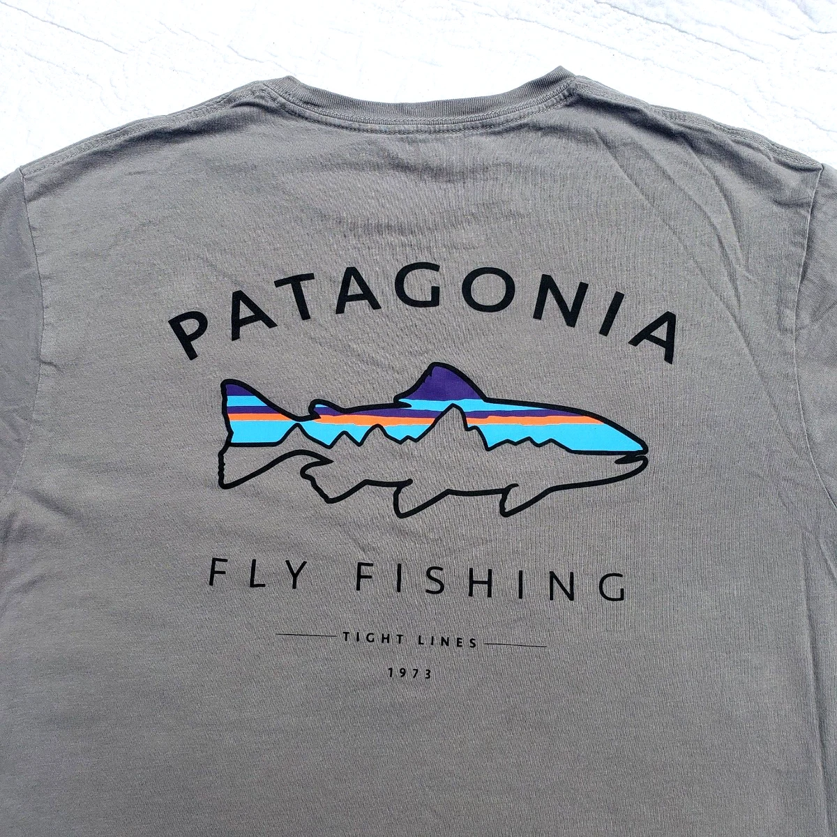 Patagonia Mens Fly fishing Trout T-Shirt Size XS