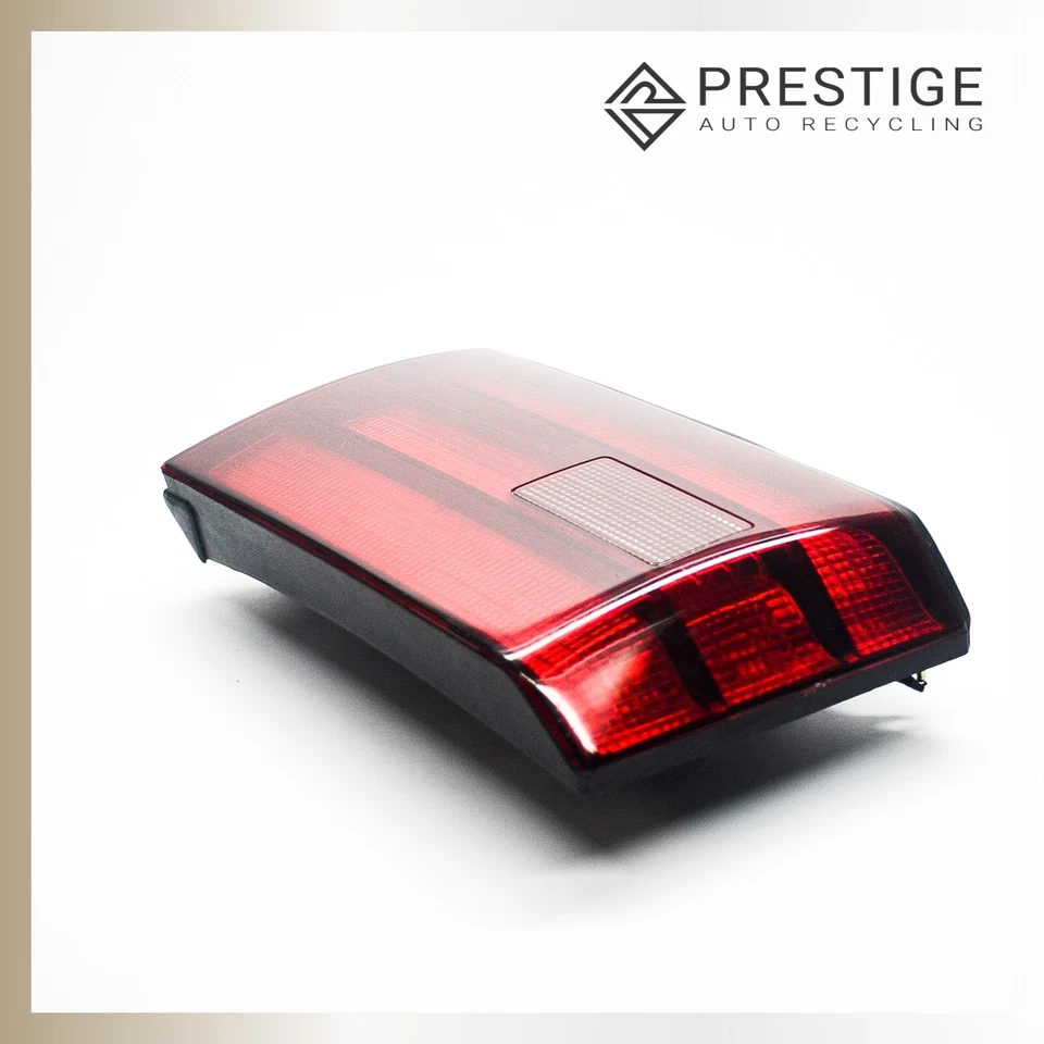 1990-1994 LEXUS LS400 Tail Light Tail Lamp Lid Right 8158050010 OEM - Image 4 of 4