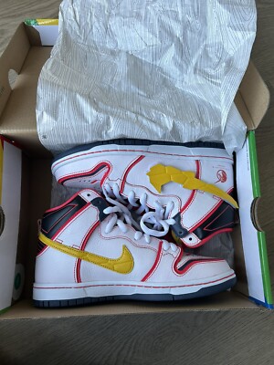 sb dunk high gundam resell price