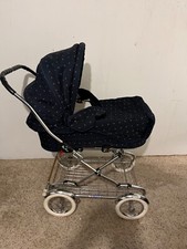 Vintage Oxford Baby Carriage and Stroller - Made in UK Dark blue ext., white int