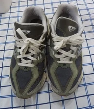 New Balance 9060 Green Grey - Size 9 - MFG 12/2023