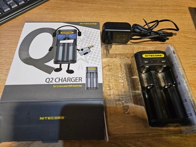 Nitecore Q2 Charger