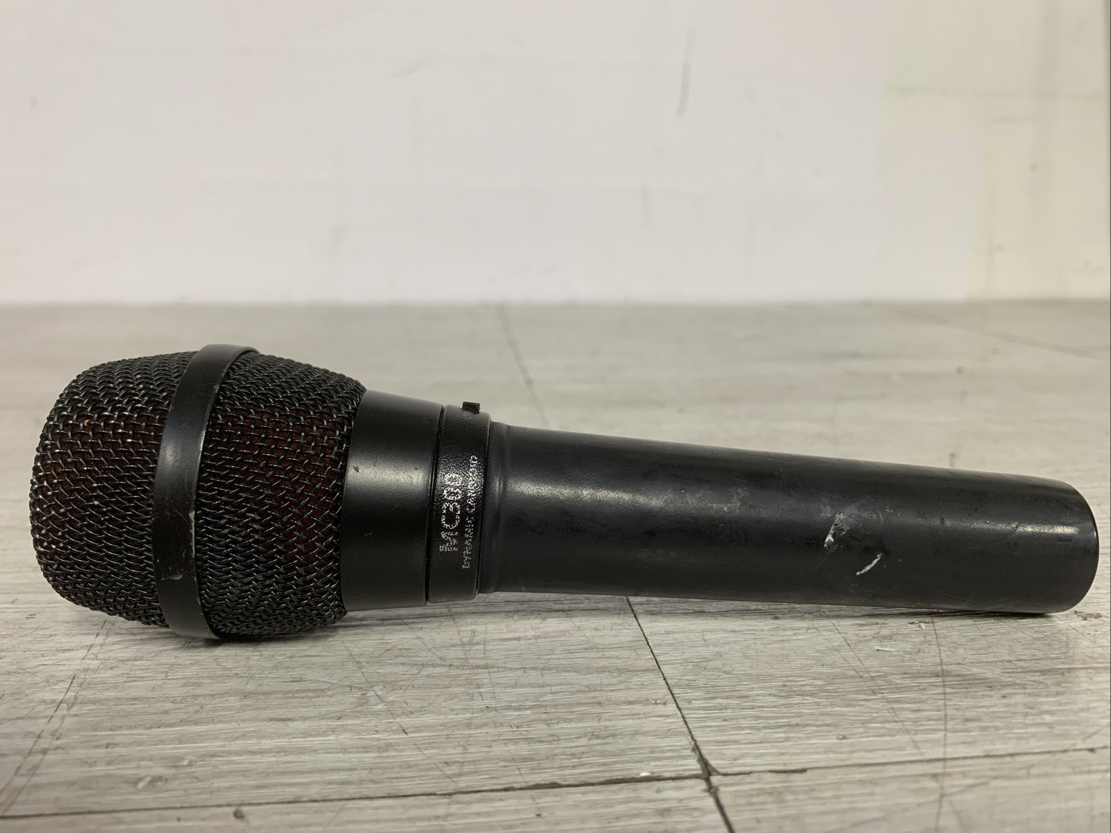Electro Voice EV MC300 Dynamic Cardioid Microphone
