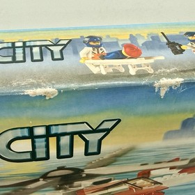 LEGO 7903 City Rescue Helicopter Sealed  HTF Worn Box See Pics Fast Shipping