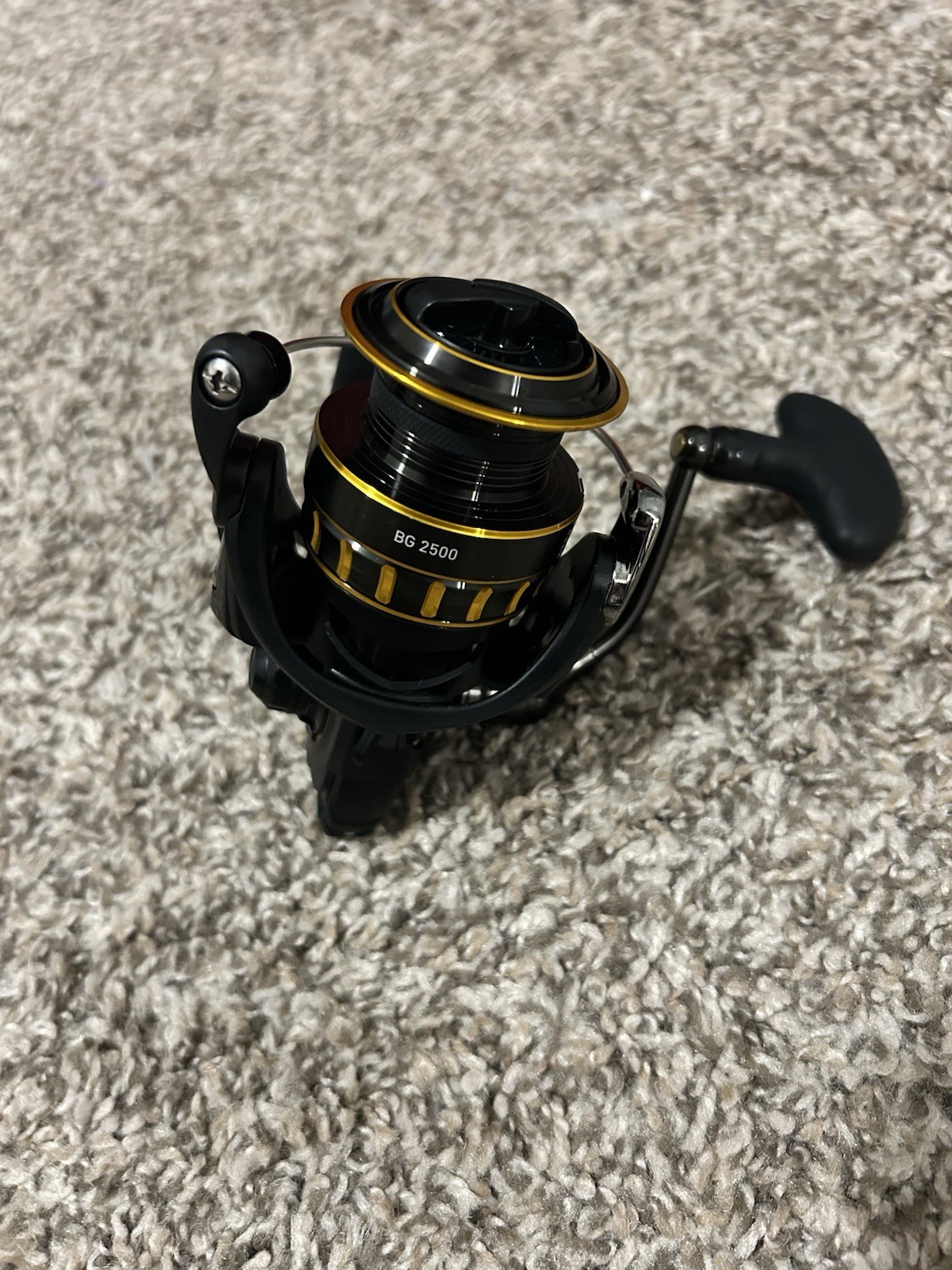 Daiwa BG 2500 Spinning Saltwater Reel