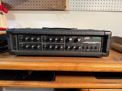 Peavey MP-4 Mixer Amp Mark III Series 100H With 2 Microphones