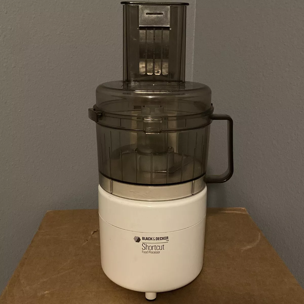 Vintage Black Decker Shortcut Food Processor F1 CFP 10 Ivory FAST SHIPPING