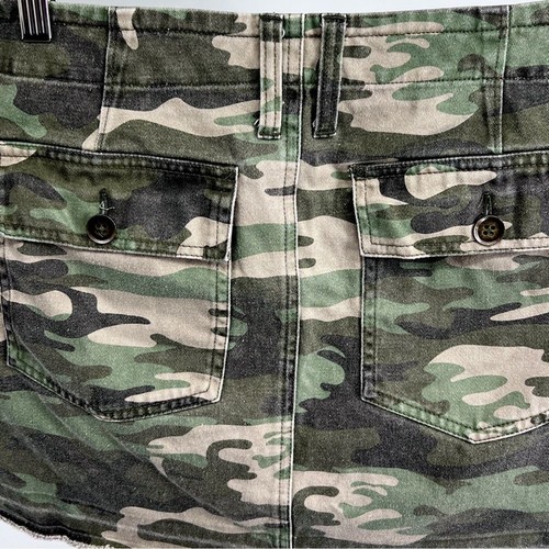 Sanctuary Revolve Released Hem Skirt Size 29 in Mother Nature Camo Mini Cotton - Picture 10 of 16