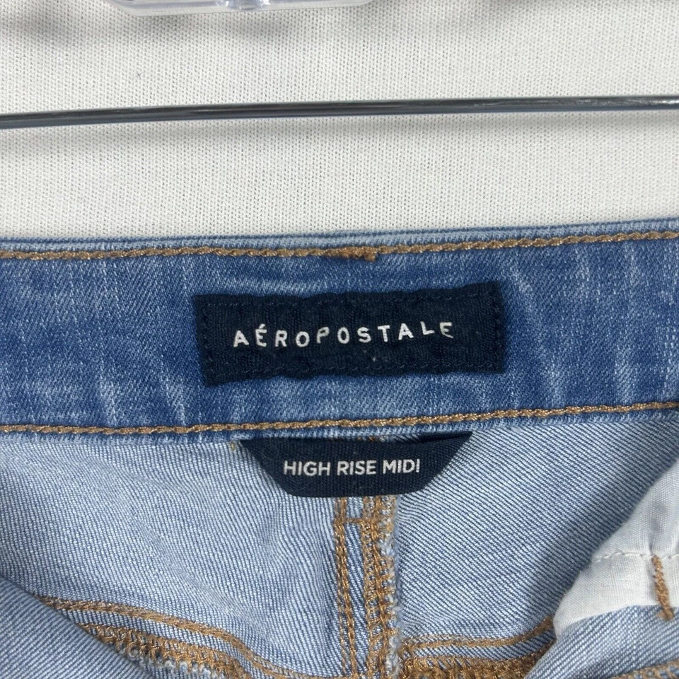 Pantalones Cortos de Jean Aeropostale Midi de Tiro Alto Talla 6 Azul Envejecido Denim Corte con Puños Foto 2 de 4