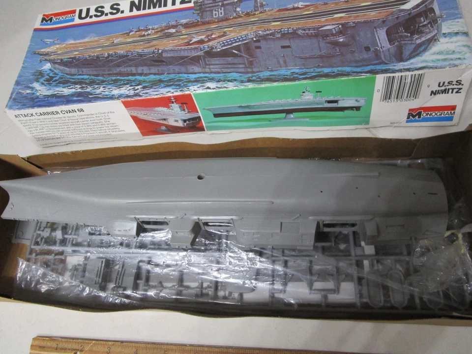 Vintage MONOGRAM U.S.S. NIMITZ Nuclear Powered CARRIER MODEL Complete Open Box - Image 2 of 2