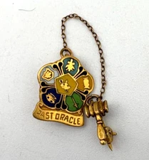 Vintage Masonic Pin 10k Gold Past Oracle Attached Gavel