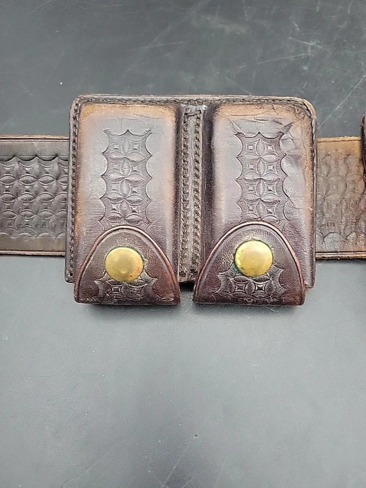 W.V. mecanizado a mano Lote de fundas cinturón Compton talla 32 Foto 3 de 4