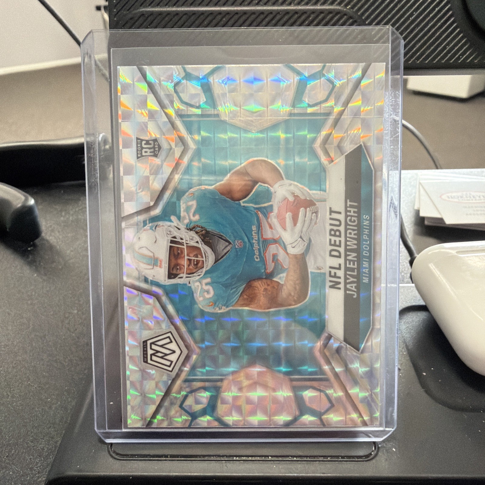 2024 Panini Mosaic - NFL Debut Jaylen Wright #280 Mosaic Prizm (RC)