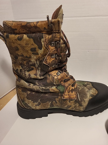 Guide Gear Thinsulated Stivali stringati mimetici ultra impermeabili, da uomo taglia 11? - Foto 9 di 24