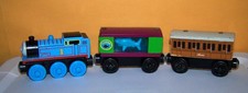 Lot Of 3 Thomas Friends Wooden Railway Thomas, Annie, Aquarium Car H12