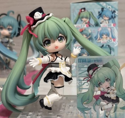Hatsune Miku Future with your Miku Green Hair 