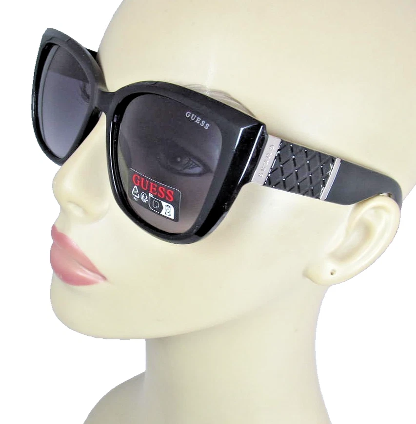 GUESS Women display picture 1