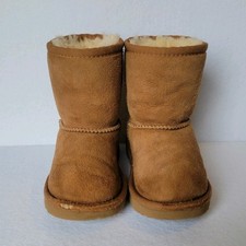 UGG Classic II Toddler Boots Size 8 Chestnut Sheepskin Lined Kid Cozy Fall Lined