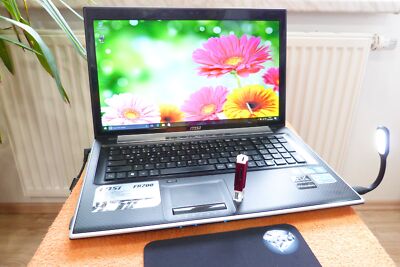 MSI FR700 Buisness Premium 17 Zoll HDPLUS l 8GB RAM NEU l Windows 10 l AKKU NEU.