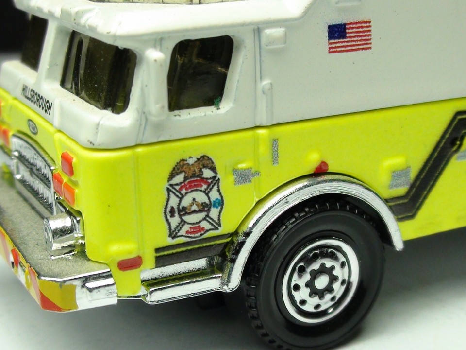 Matchbox EOne Mobile Command Hillsborough County Fire Rescue