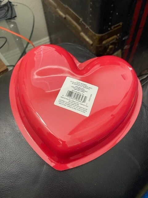 Valentine's Red Heart 9" Plastic Tray Party Supply New!!!! - Image 2 of 2