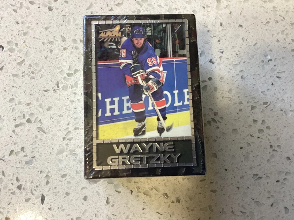 Wayne Gretzky 1998-99 Pacific Aurora Cubes #12 - Image 2 of 4