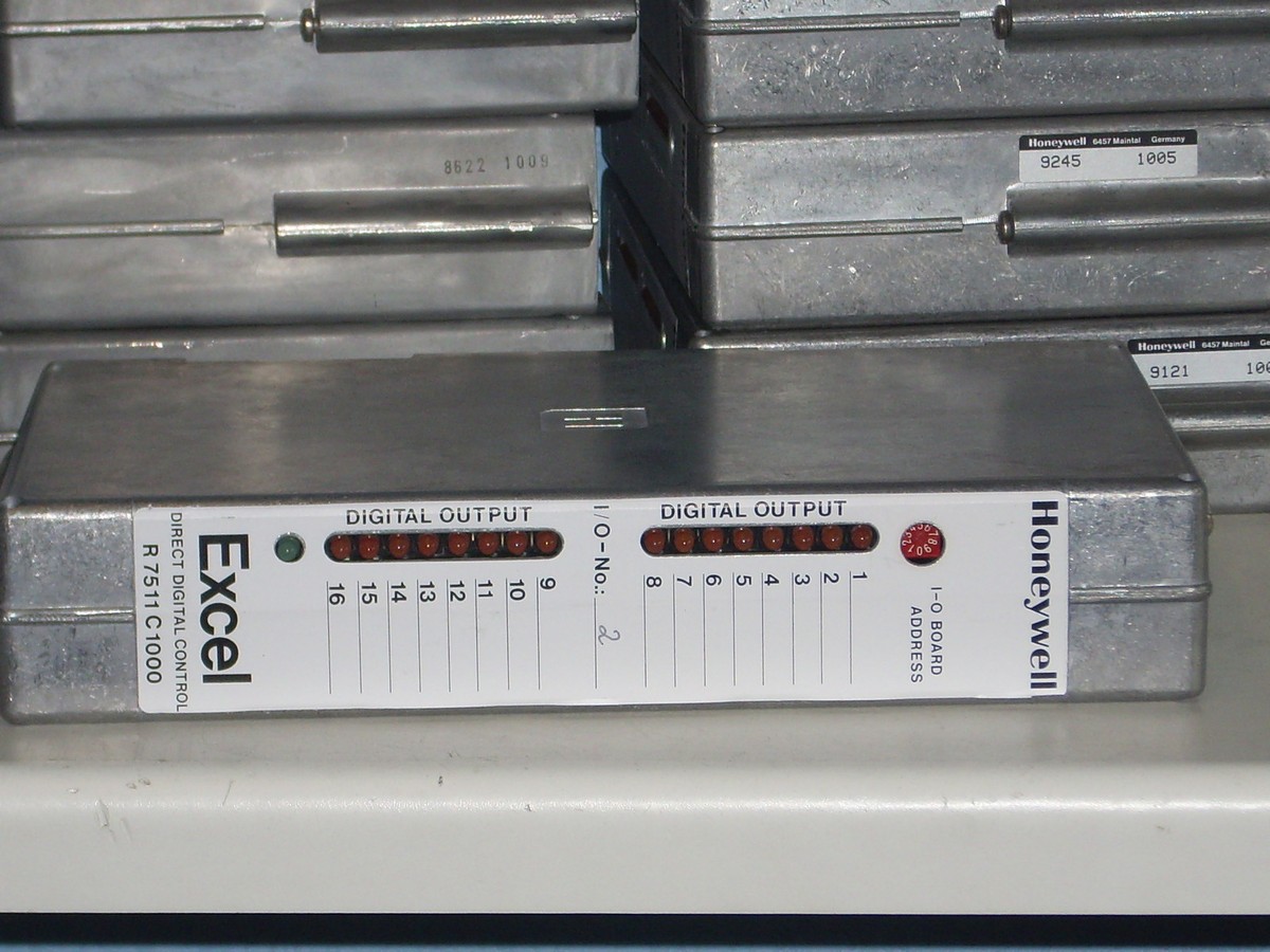 HONEYWELL EXCEL DD CONTROL R7511C1000 1005