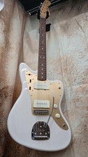 Guitarra eléctrica FENDER JAPAN Heritage años 60 Jazzmaster