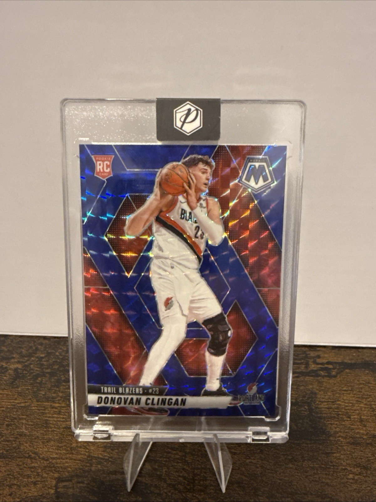 2024-25 Panini Mosaic Donovan Clingan Blue Mosaic Prizm RC #246 /199