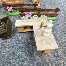 Playmobil 5422 Country Lodge Chalet 2013 Near Complete Figures Animals Retired