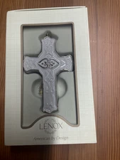 The Lenox Cross off white (New)