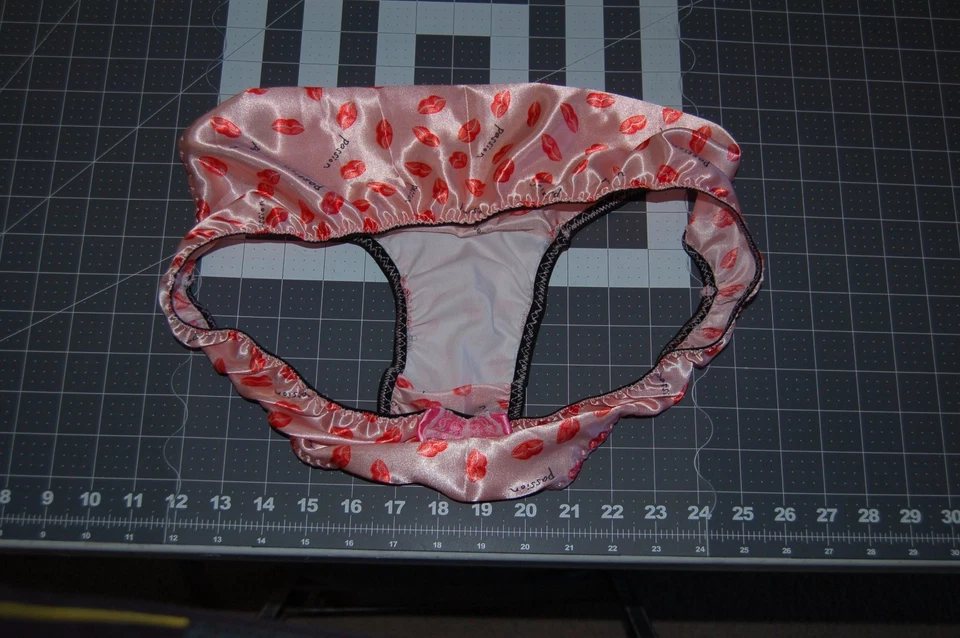 Women's panties - Image 3 of 3