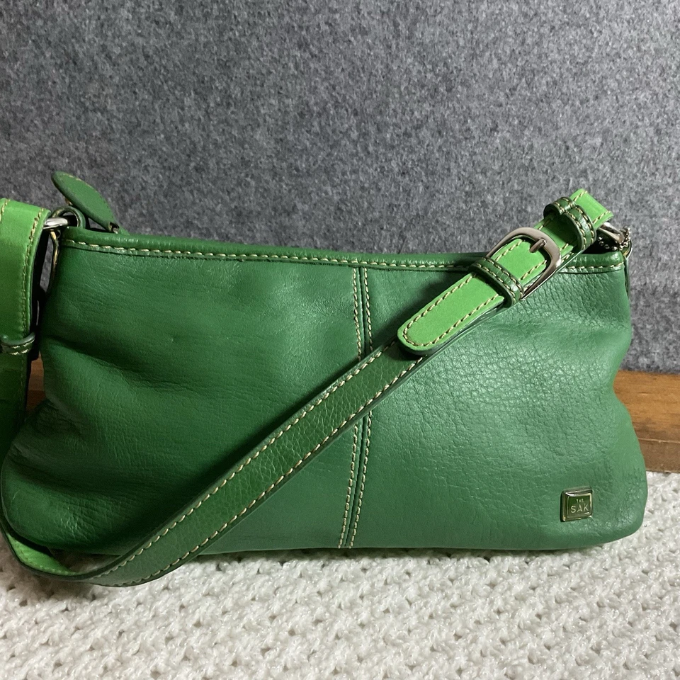 Сумочка наплечная Sak шагреневая мягкая кожа хобо ладонь зеленый верх на молнии б/у в отличном состоянии - Изображение 3 из 4