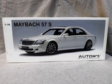 AUTOart 1/18 Maybach 57 S white 965609