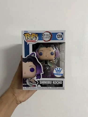 SHINOBU KOCHO FUNKO SHOP EXCLUSIVE POP - ANIMATION: DEMON SLAYER - IN HAND