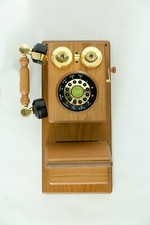 VINTAGE BRAND NEW COUNTRY WOOD CLASSIC WALL PHONE OAK COLOR model  8705K