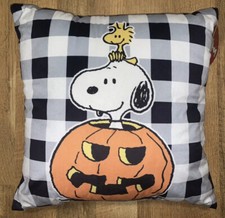 Snoopy PEANUTS HALLOWEEN Pumpkin Jack-O Lantern Decorative Pillow 18x18  NWT
