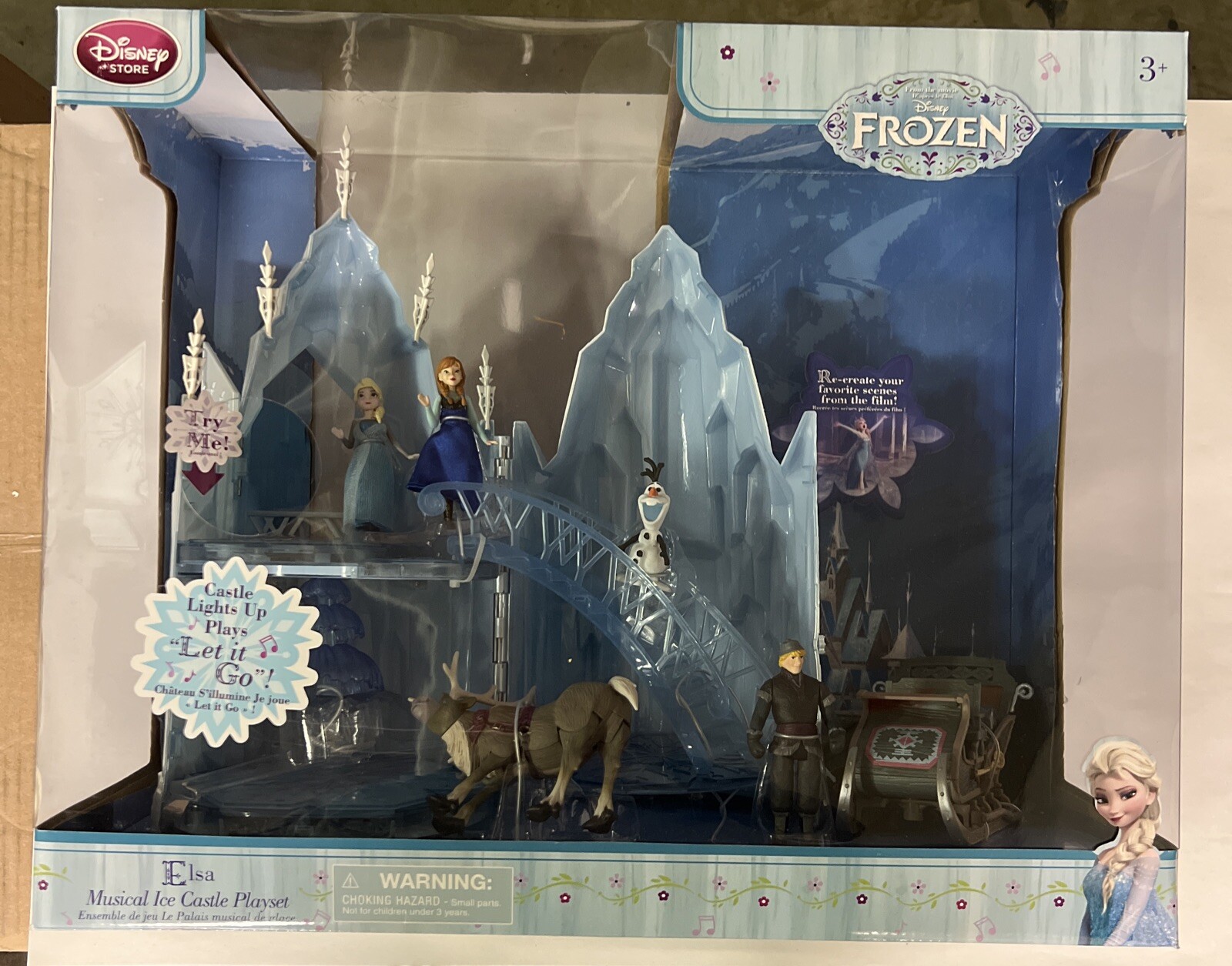 Disney Store Frozen Elsa Musical Lights Up singing Ice Castle Play set