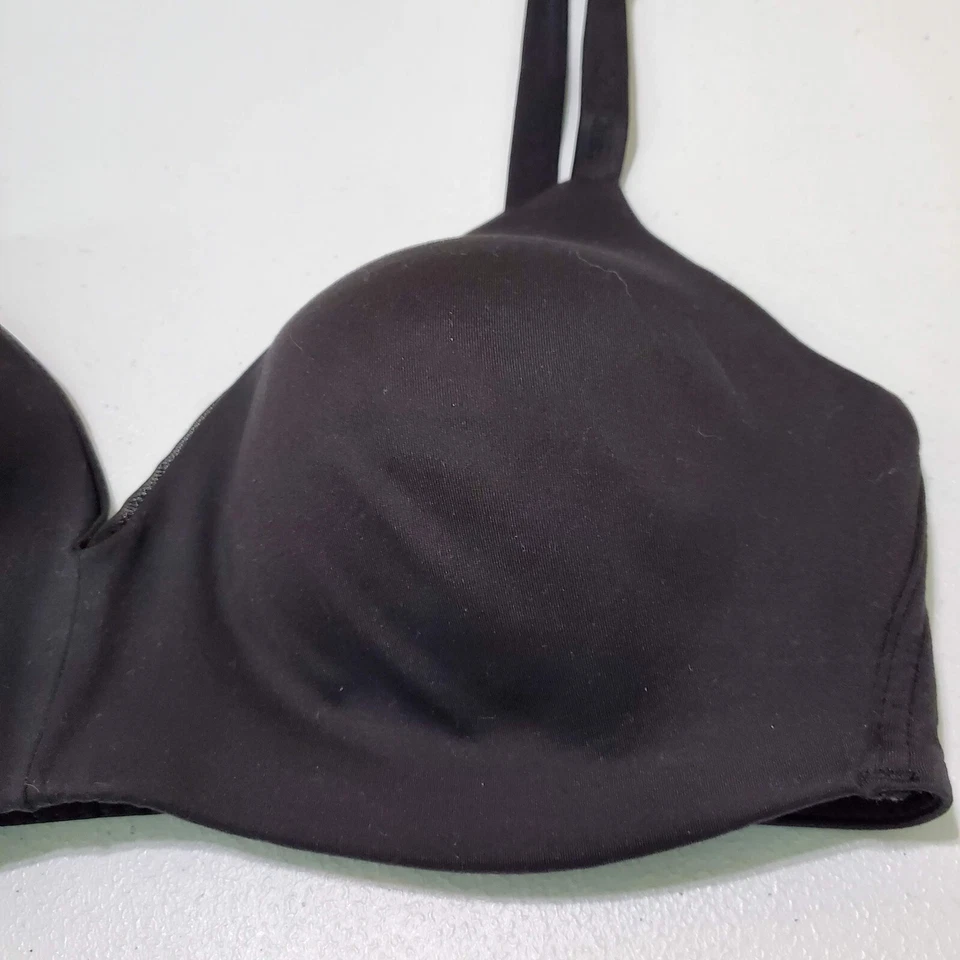 Calvin Klein Women Bra Medium Black T-Shirt Wireless Lightly Lined Convertible - Image 3 of 4