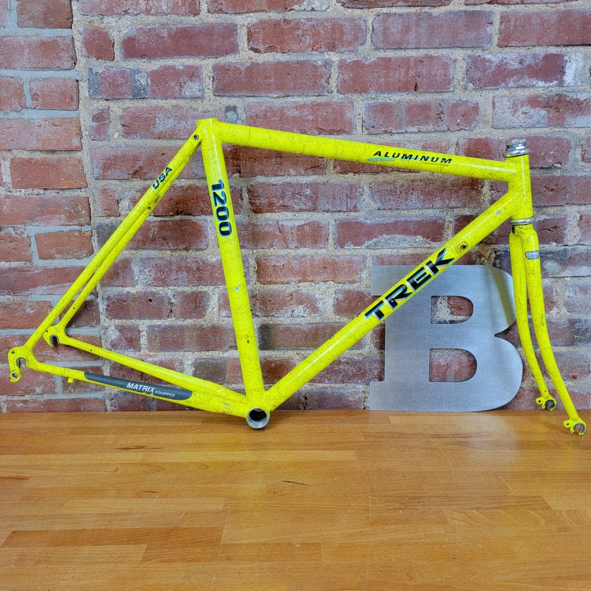 Alpha Aluminum Road Trek Bicycle Trek 1000 Aluminum Series Yellow