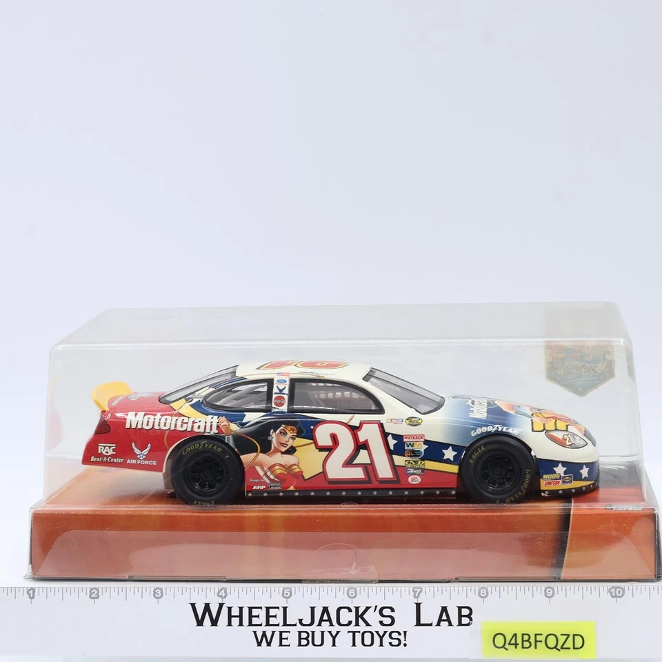 Wonder Woman Justice League Series #21 Hot Wheels NASCAR 2004 Mattel NISB NEW - Image 3 of 4