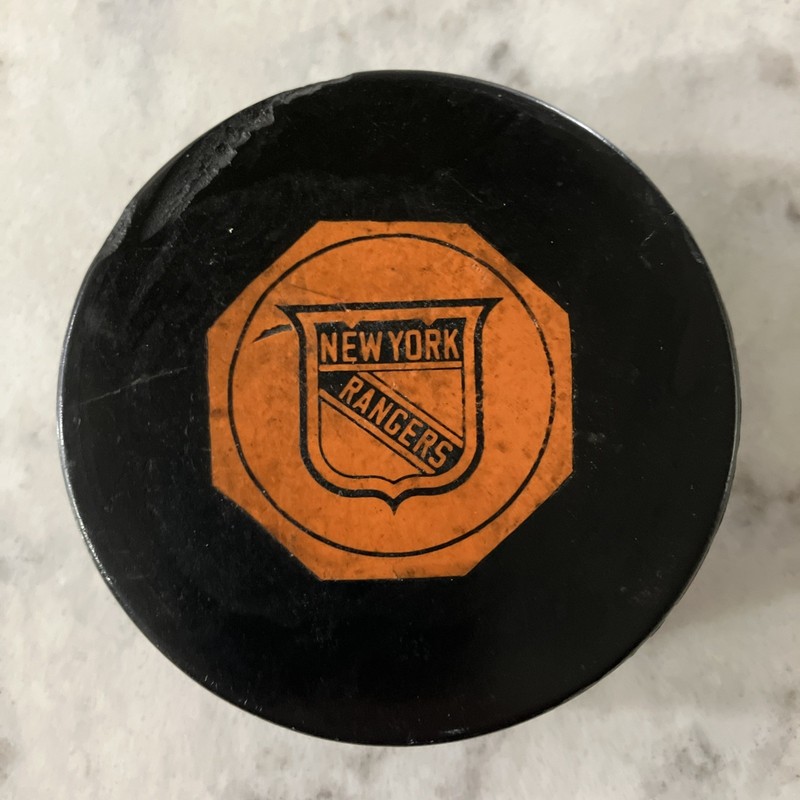 New York Rangers 1958-1962 Hockey Puck Art Ross CCM Tyer