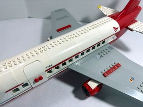 LEGO Town: Plane and partial tower from Airport 3182 (2010) see description