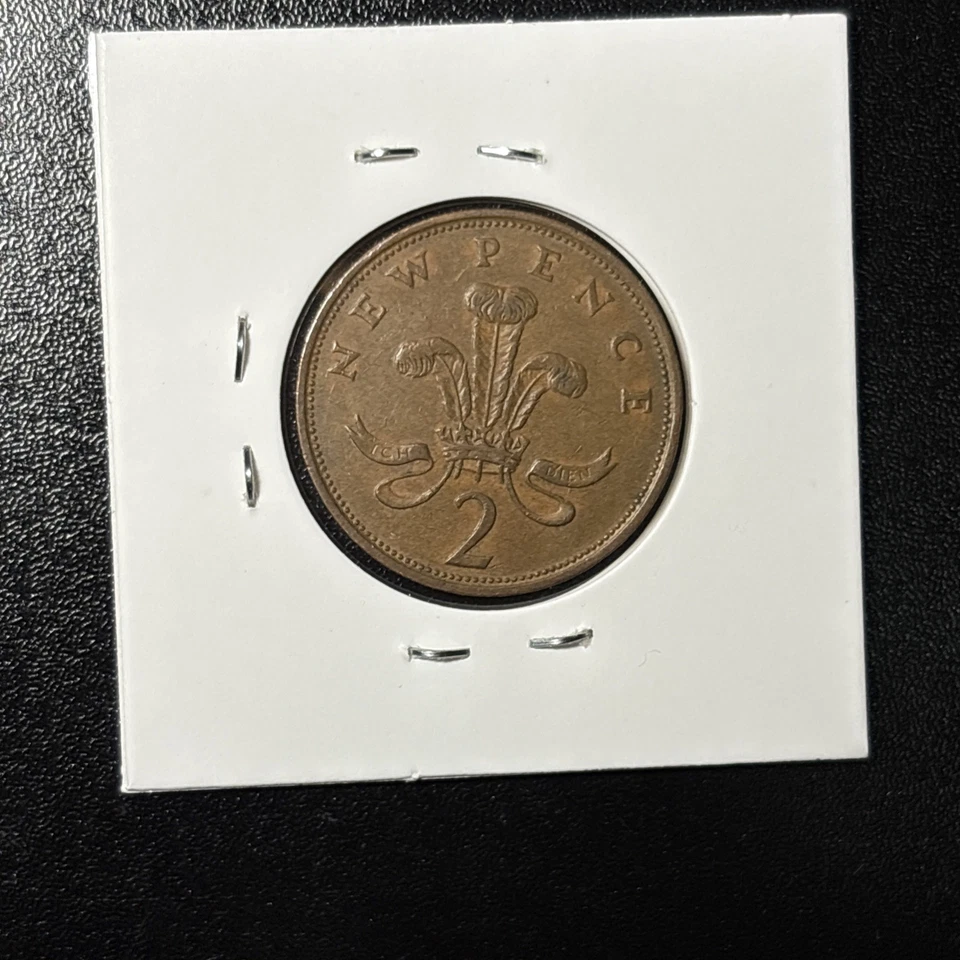 🔥MONEDA RARA 1981 “2 PENIQUES NUEVOS” - Acuñación extremadamente escasa - ¡Gema de coleccionista!🔥 Foto 2 de 4