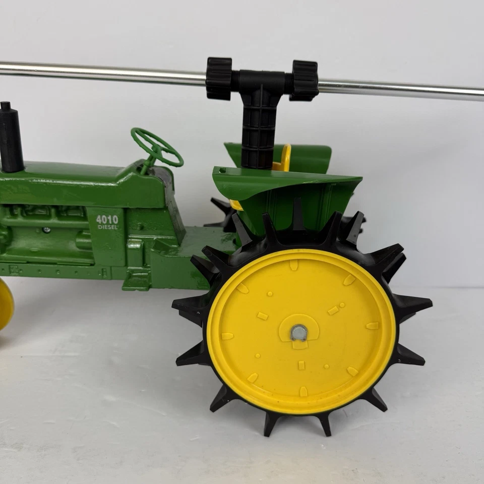 Aspersor de césped de viaje para tractor John Deere diésel Gilmour 4010 #4010J en caja Foto 4 de 4