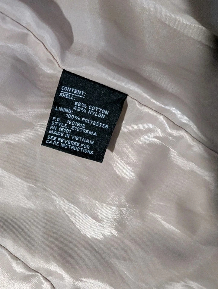 Jones New York women's beige trench coat in size M. - Image 4 of 4