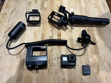 GoPro HERO7 Black Camera 4K 60 fps + Karma Grip Gimbal Stabilizer with extender